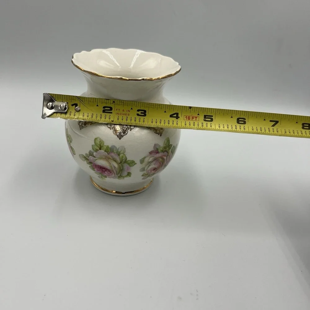 Vintage Japanese Porcelain Vase Pink Roses‎ Gold Gilt Scalloped Rim 4.75